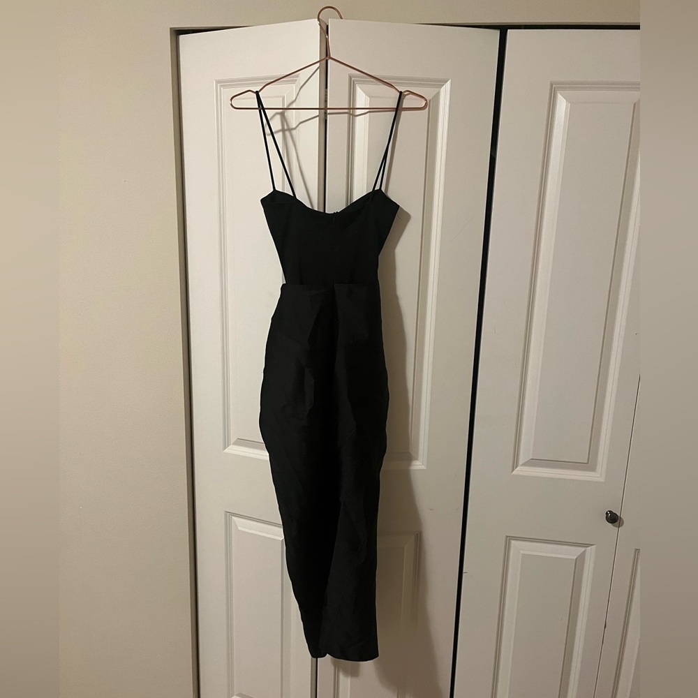 Black dress - Picture 2 of 6
